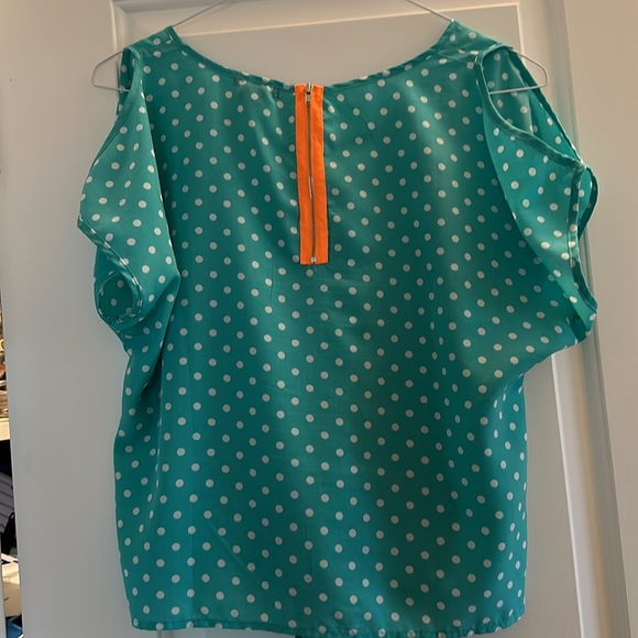 Ladies Top - Picture 5 of 5